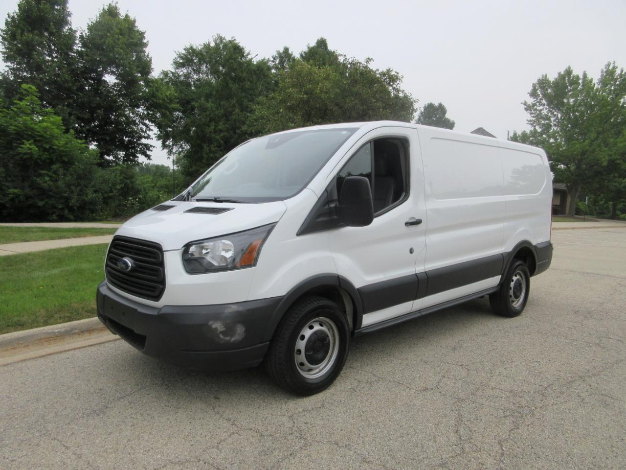 Ford Transit Van T-250 130" Low Rf 9000 GVWR Sliding RH Dr 2018