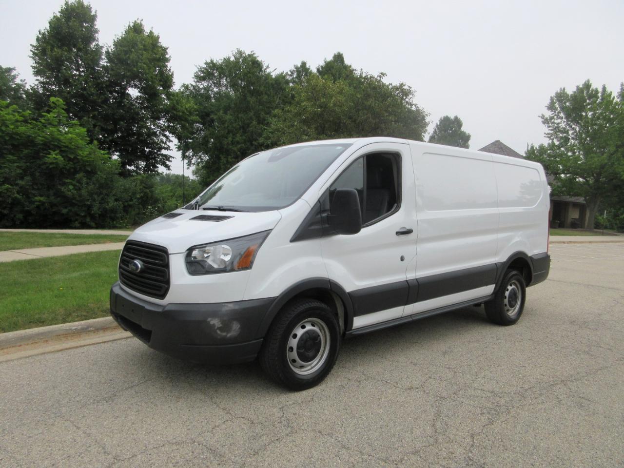 Ford Transit Van T-250 130" Low Rf 9000 GVWR Sliding RH Dr 2018