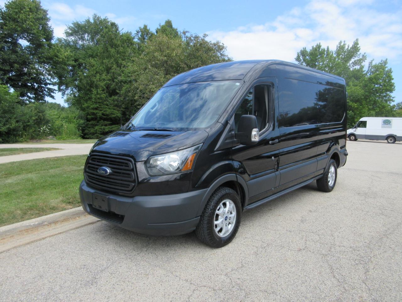 Ford Transit Cargo Van T-250 148" Med Rf 9000 GVWR Sliding RH Dr 2015