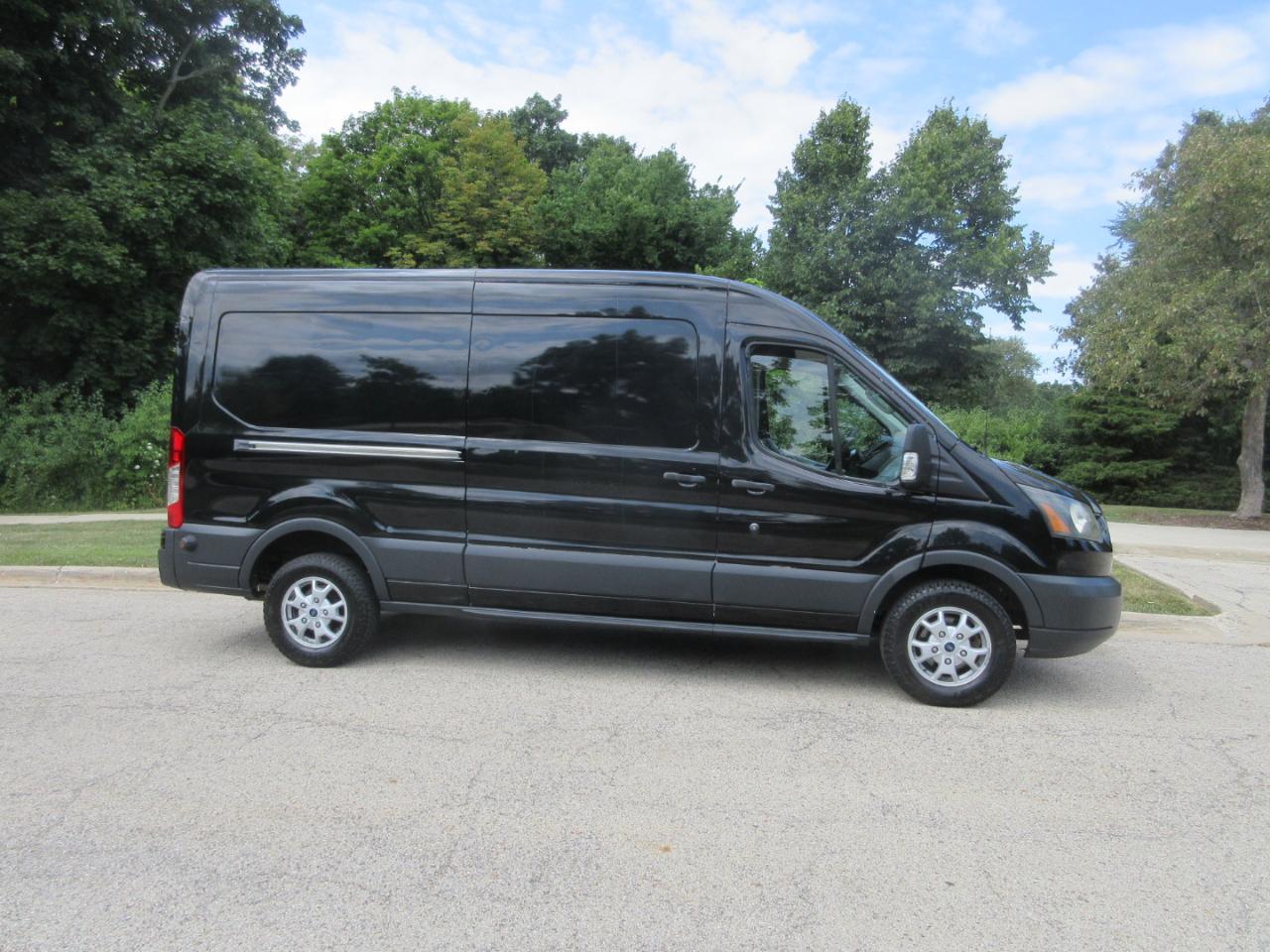 Ford Transit Cargo Van T-250 148" Med Rf 9000 GVWR Sliding RH Dr 2015