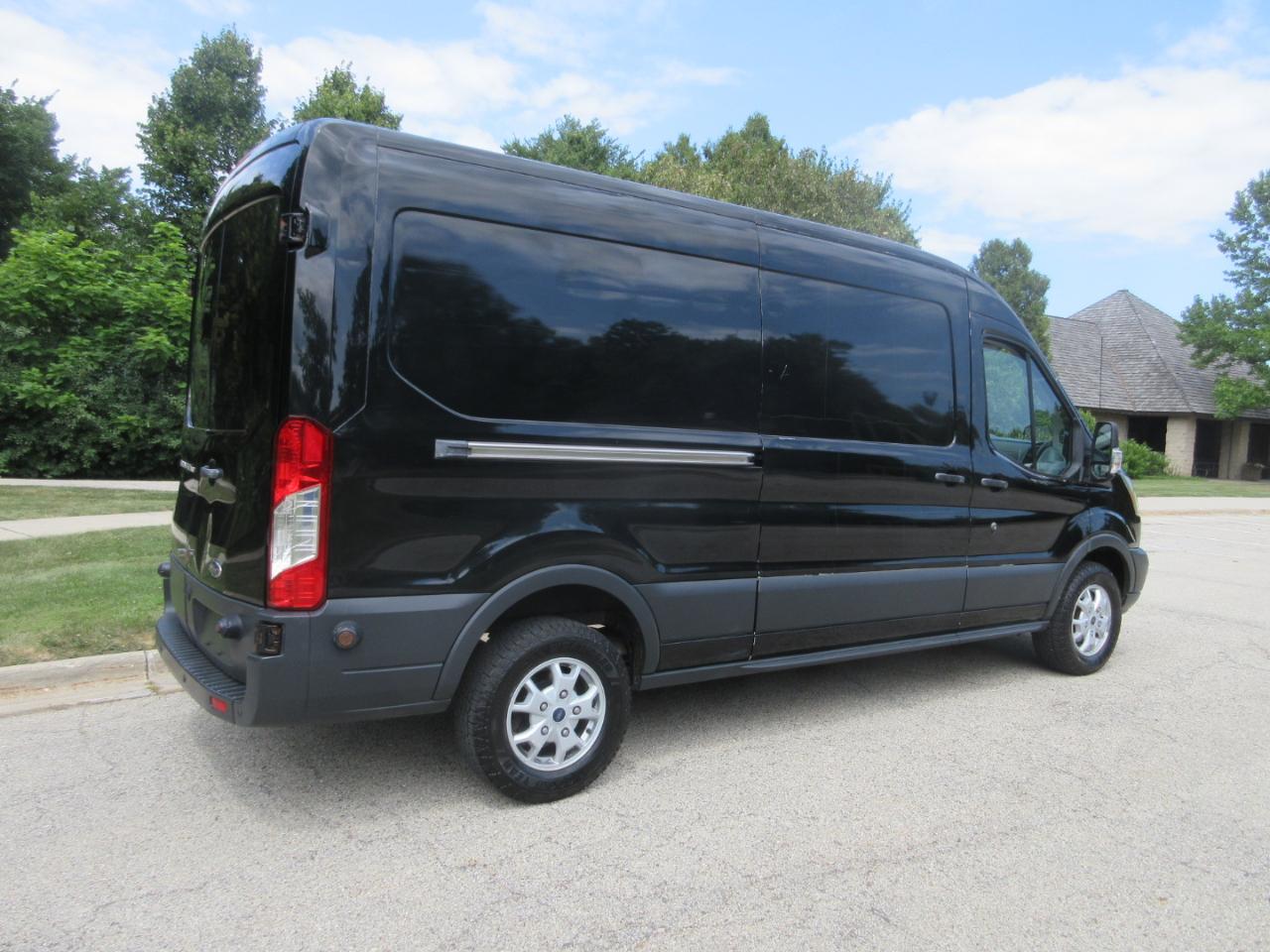 Ford Transit Cargo Van T-250 148" Med Rf 9000 GVWR Sliding RH Dr 2015