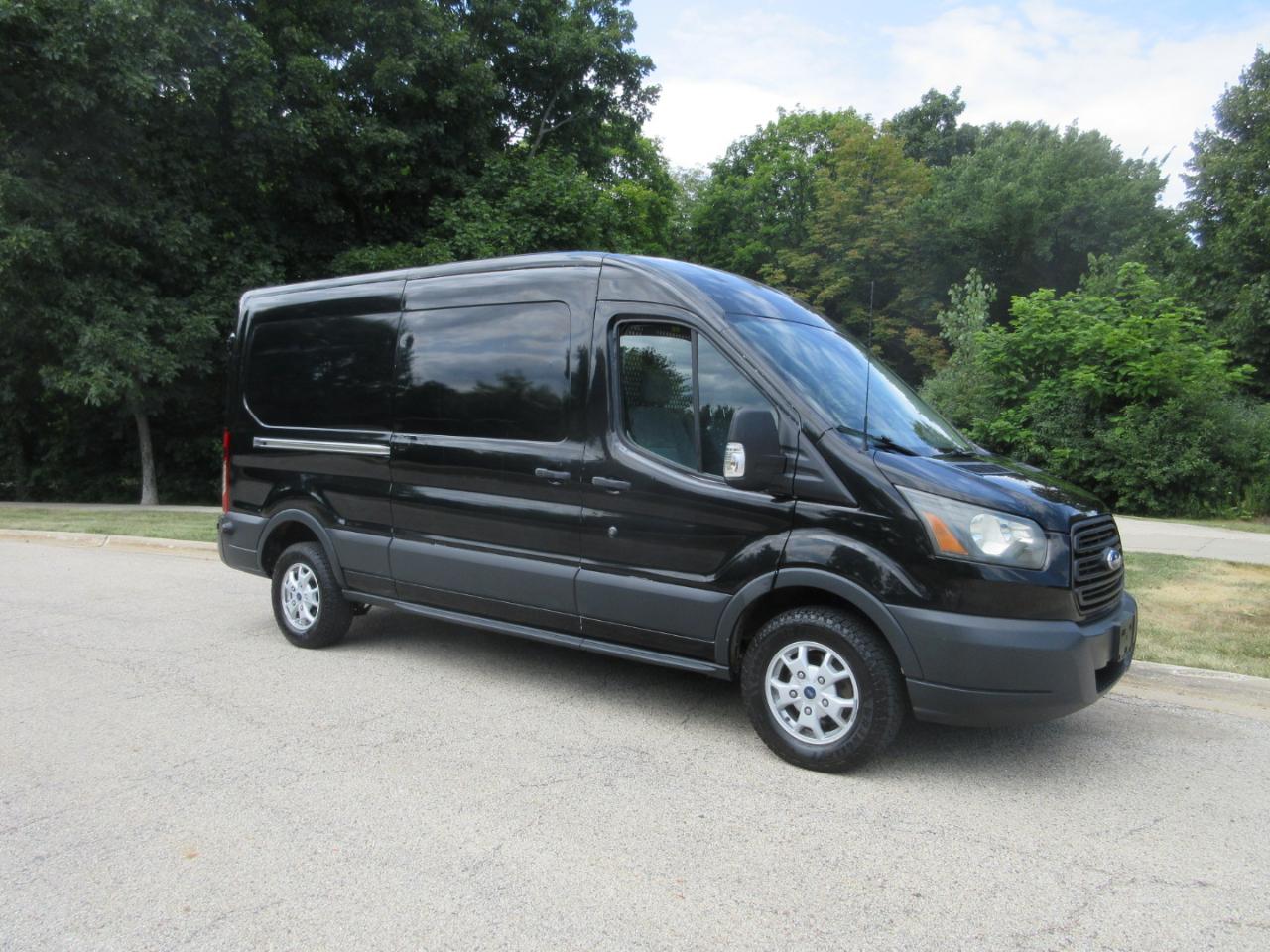 Ford Transit Cargo Van T-250 148" Med Rf 9000 GVWR Sliding RH Dr 2015