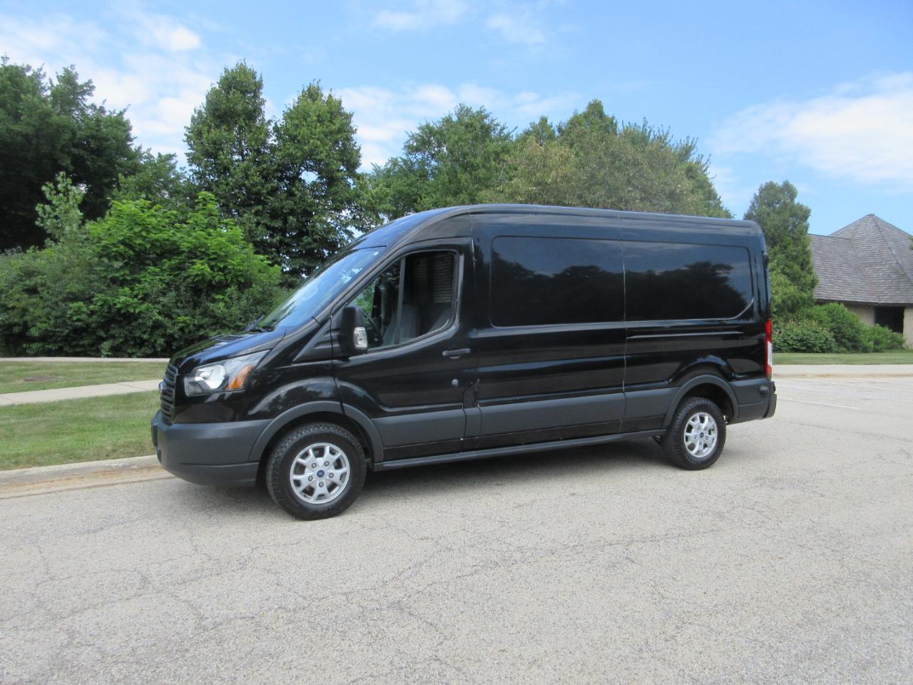 Ford Transit Cargo Van T-250 148" Med Rf 9000 GVWR Sliding RH Dr 2015