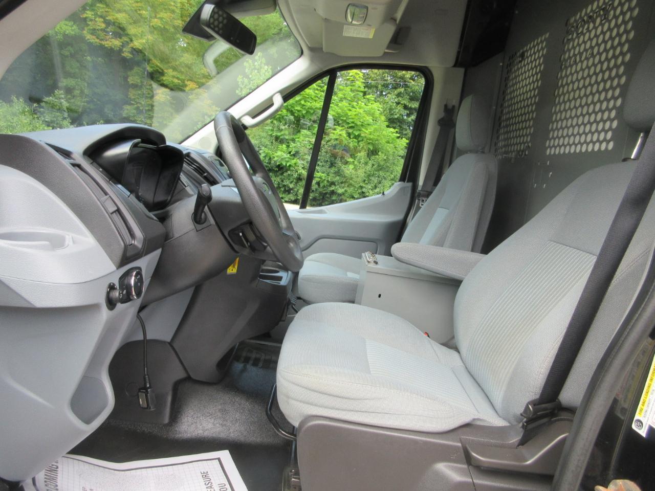 Ford Transit Cargo Van T-250 148" Med Rf 9000 GVWR Sliding RH Dr 2015
