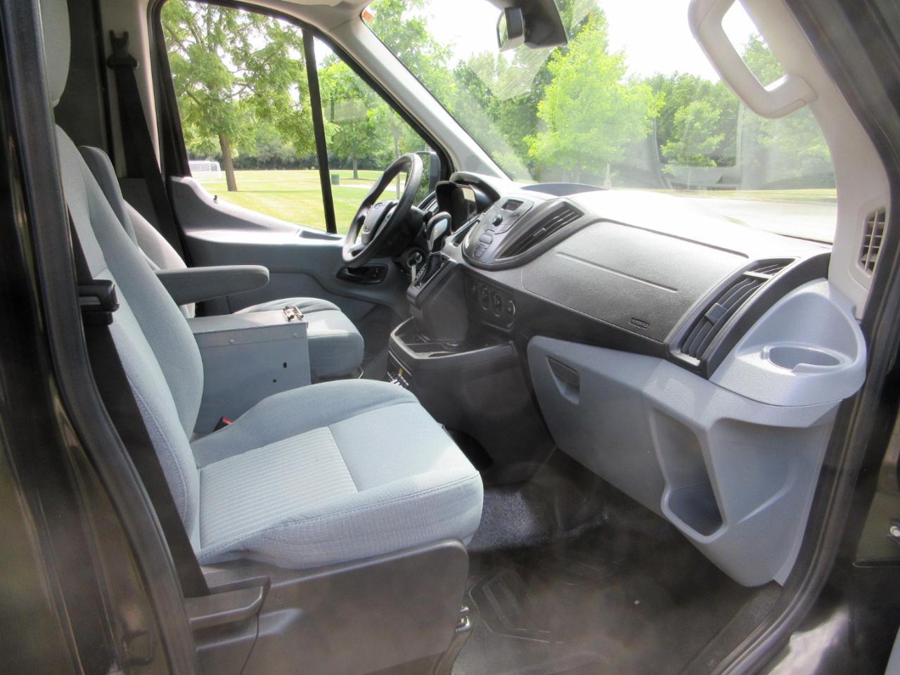 Ford Transit Cargo Van T-250 148" Med Rf 9000 GVWR Sliding RH Dr 2015