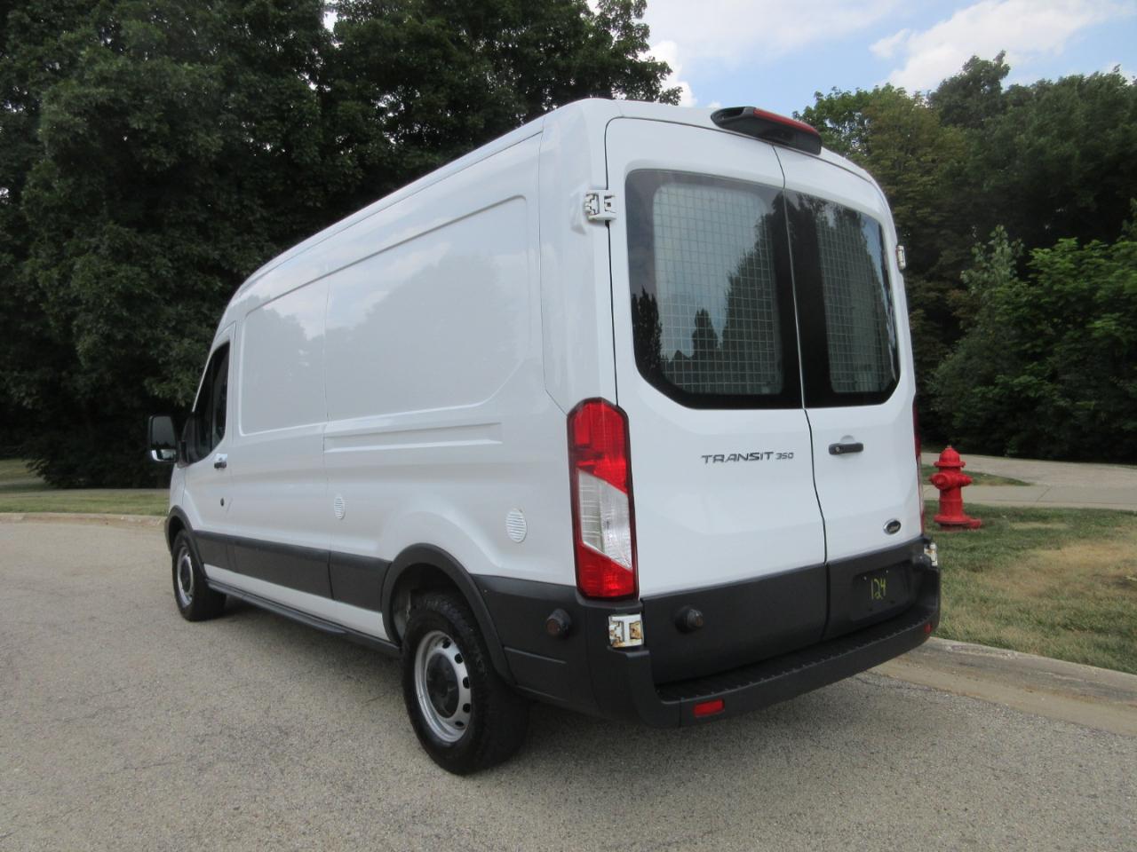 Ford Transit Van T-350 148" Med Rf 9500 GVWR Sliding RH Dr 2018