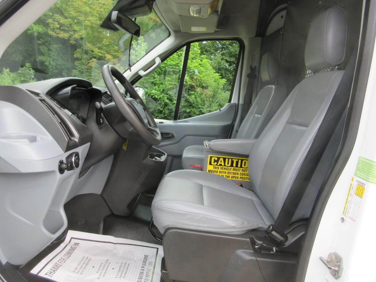 Ford Transit Van T-350 148" Med Rf 9500 GVWR Sliding RH Dr 2018