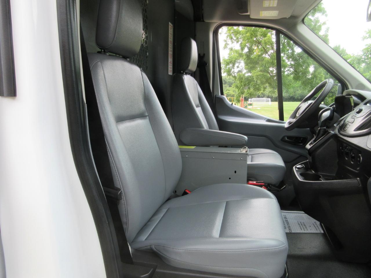 Ford Transit Van T-350 148" Med Rf 9500 GVWR Sliding RH Dr 2018