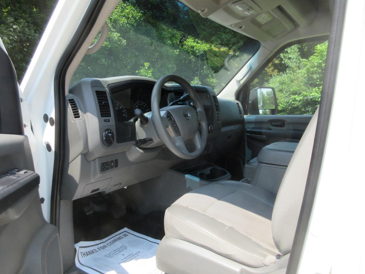 Nissan NV Cargo NV2500 HD High Roof V6 SV 2020