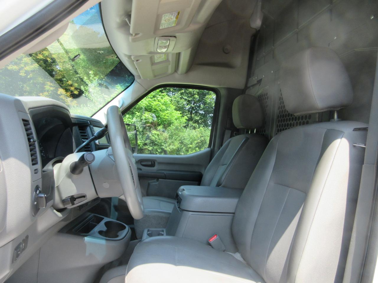 Nissan NV Cargo NV2500 HD High Roof V6 SV 2020