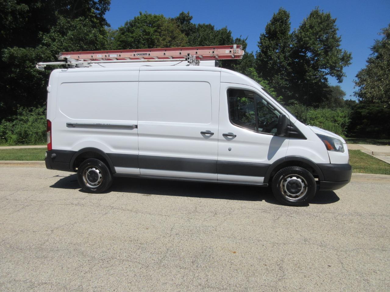 Ford Transit Cargo Van T-250 148" Med Rf 9000 GVWR Sliding RH Dr 2015