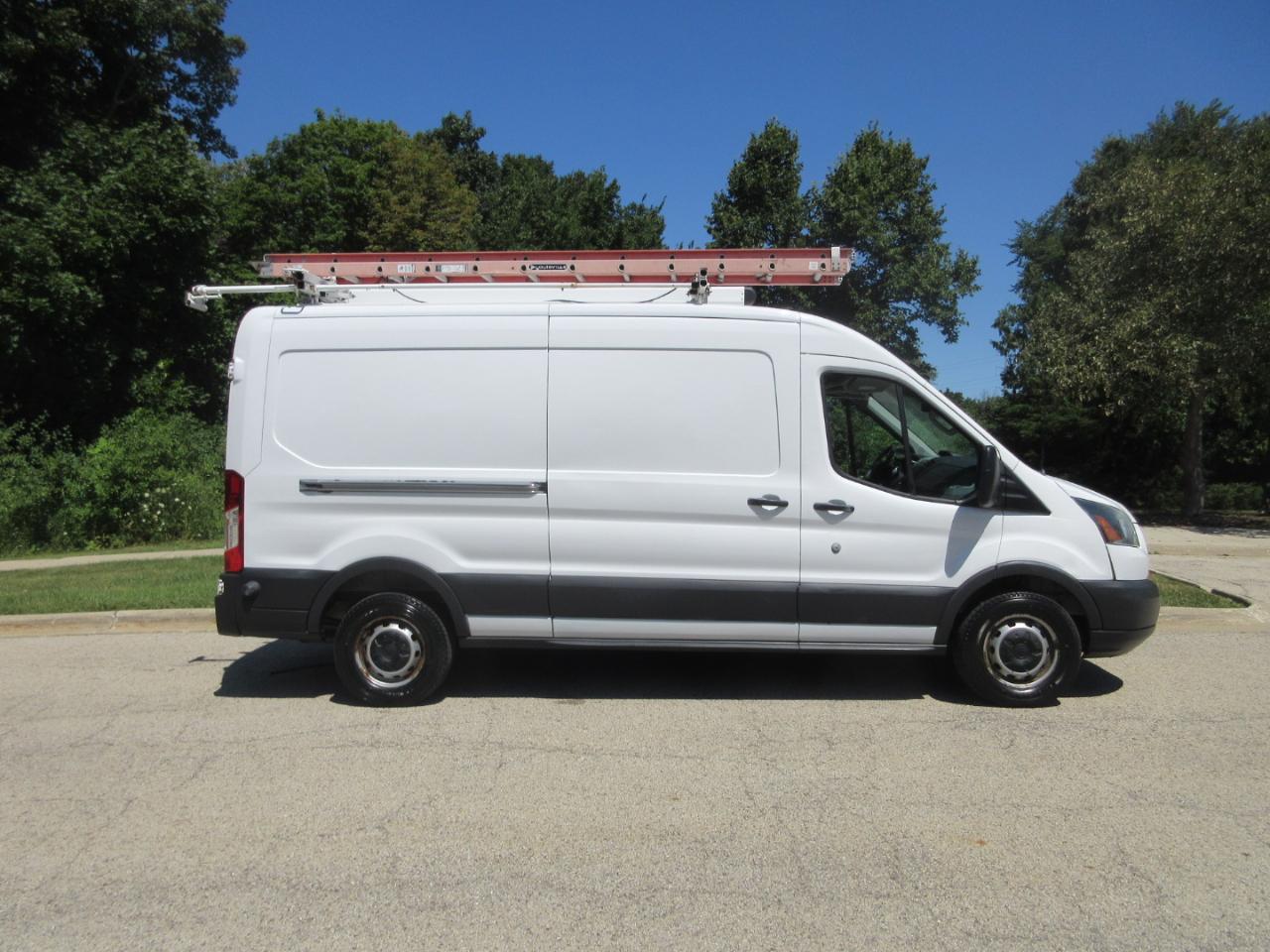 Ford Transit Cargo Van T-250 148" Med Rf 9000 GVWR Sliding RH Dr 2015
