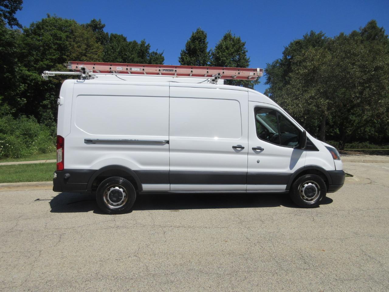 Ford Transit Cargo Van T-250 148" Med Rf 9000 GVWR Sliding RH Dr 2015