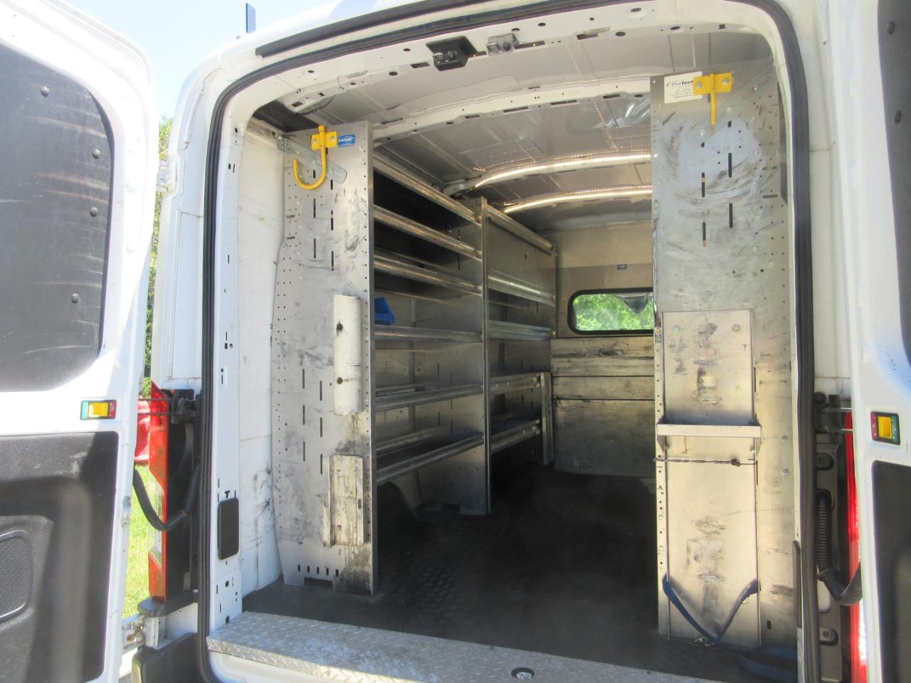 Ford Transit Cargo Van T-250 148" Med Rf 9000 GVWR Sliding RH Dr 2015