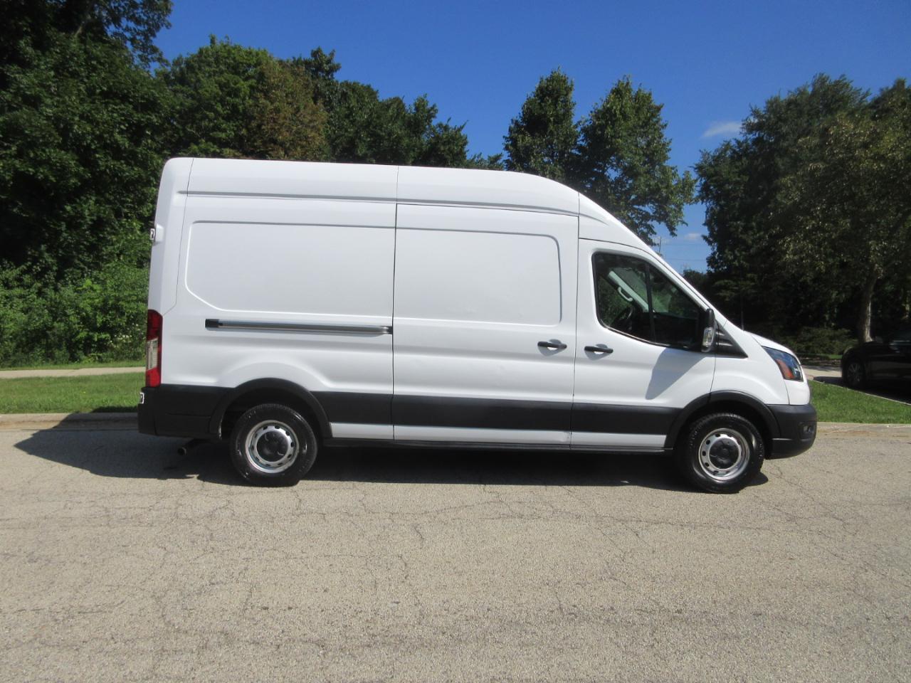 Ford Transit Cargo Van T-250 148" Hi Rf 9070 GVWR RWD 2021
