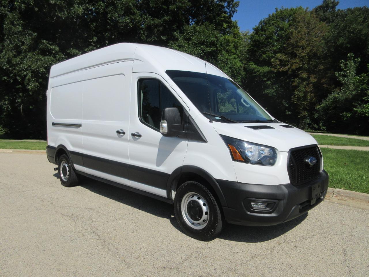 Ford Transit Cargo Van T-250 148" Hi Rf 9070 GVWR RWD 2021