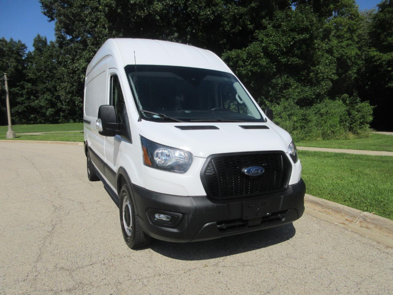Ford Transit Cargo Van T-250 148" Hi Rf 9070 GVWR RWD 2021