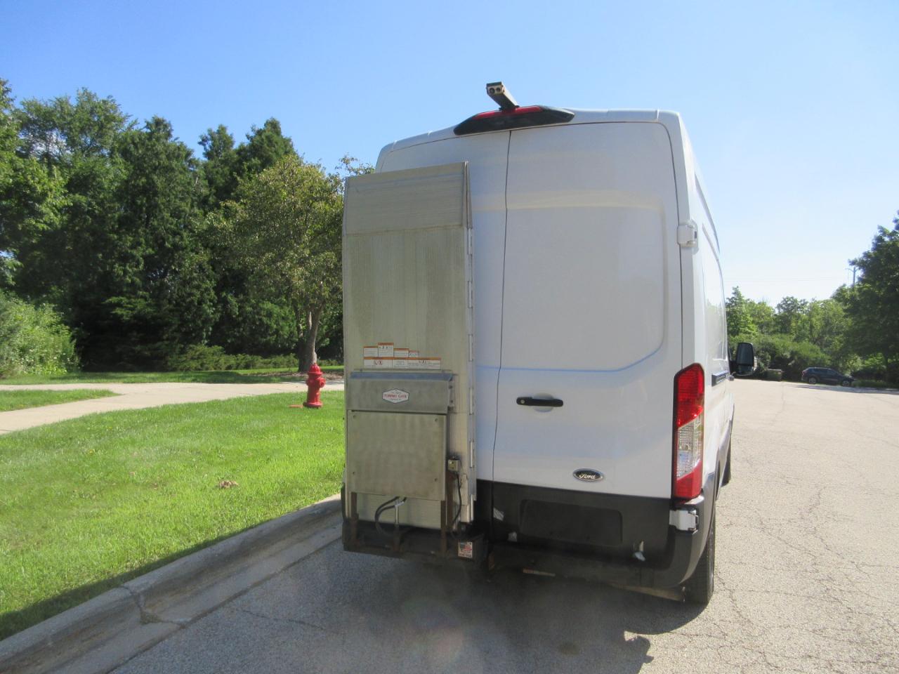 Ford Transit Cargo Van T-250 148" Hi Rf 9070 GVWR RWD 2021