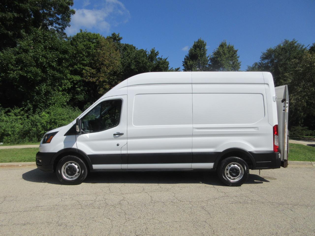 Ford Transit Cargo Van T-250 148" Hi Rf 9070 GVWR RWD 2021