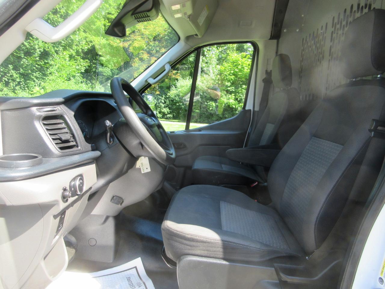 Ford Transit Cargo Van T-250 148" Hi Rf 9070 GVWR RWD 2021