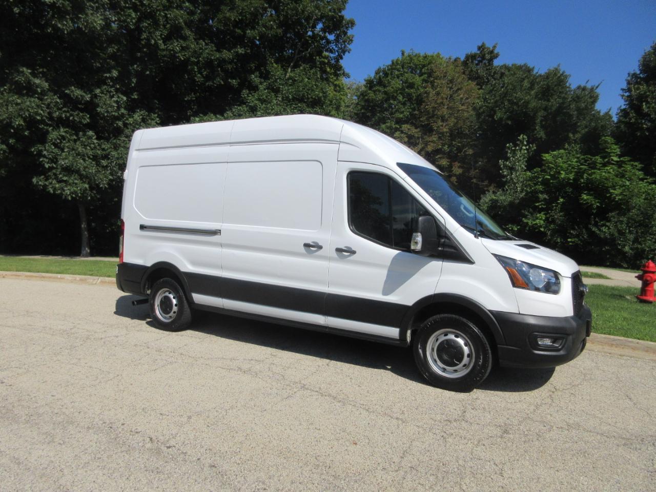 Ford Transit Cargo Van T-250 148" Hi Rf 9070 GVWR RWD 2021