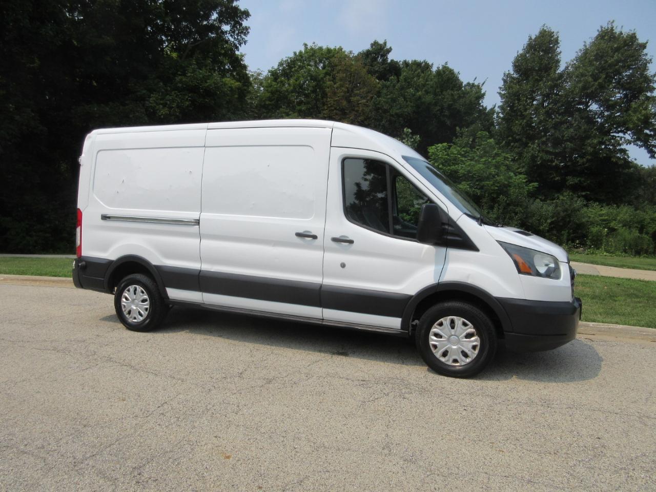 Ford Transit Cargo Van T-250 148" Med Rf 9000 GVWR Sliding RH Dr 2016