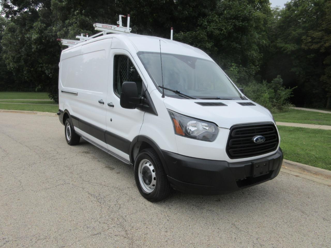 Ford Transit Van T-250 148" Med Rf 9000 GVWR Sliding RH Dr 2019