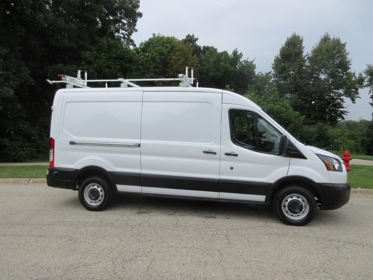 Ford Transit Van T-250 148" Med Rf 9000 GVWR Sliding RH Dr 2019