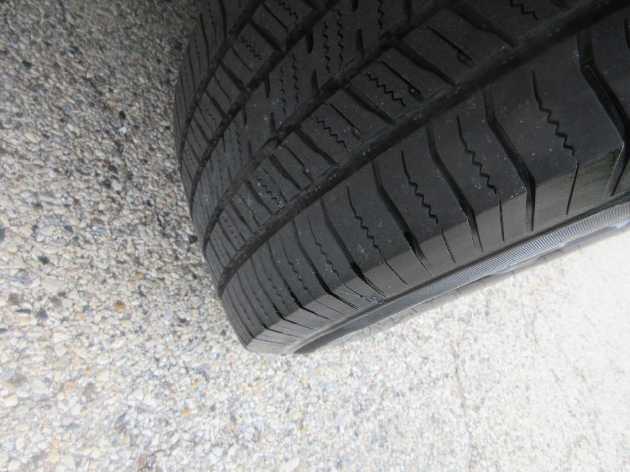 Ford Transit Van T-250 148" Med Rf 9000 GVWR Sliding RH Dr 2019