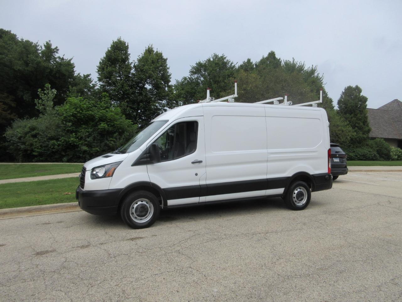 Ford Transit Van T-250 148" Med Rf 9000 GVWR Sliding RH Dr 2019
