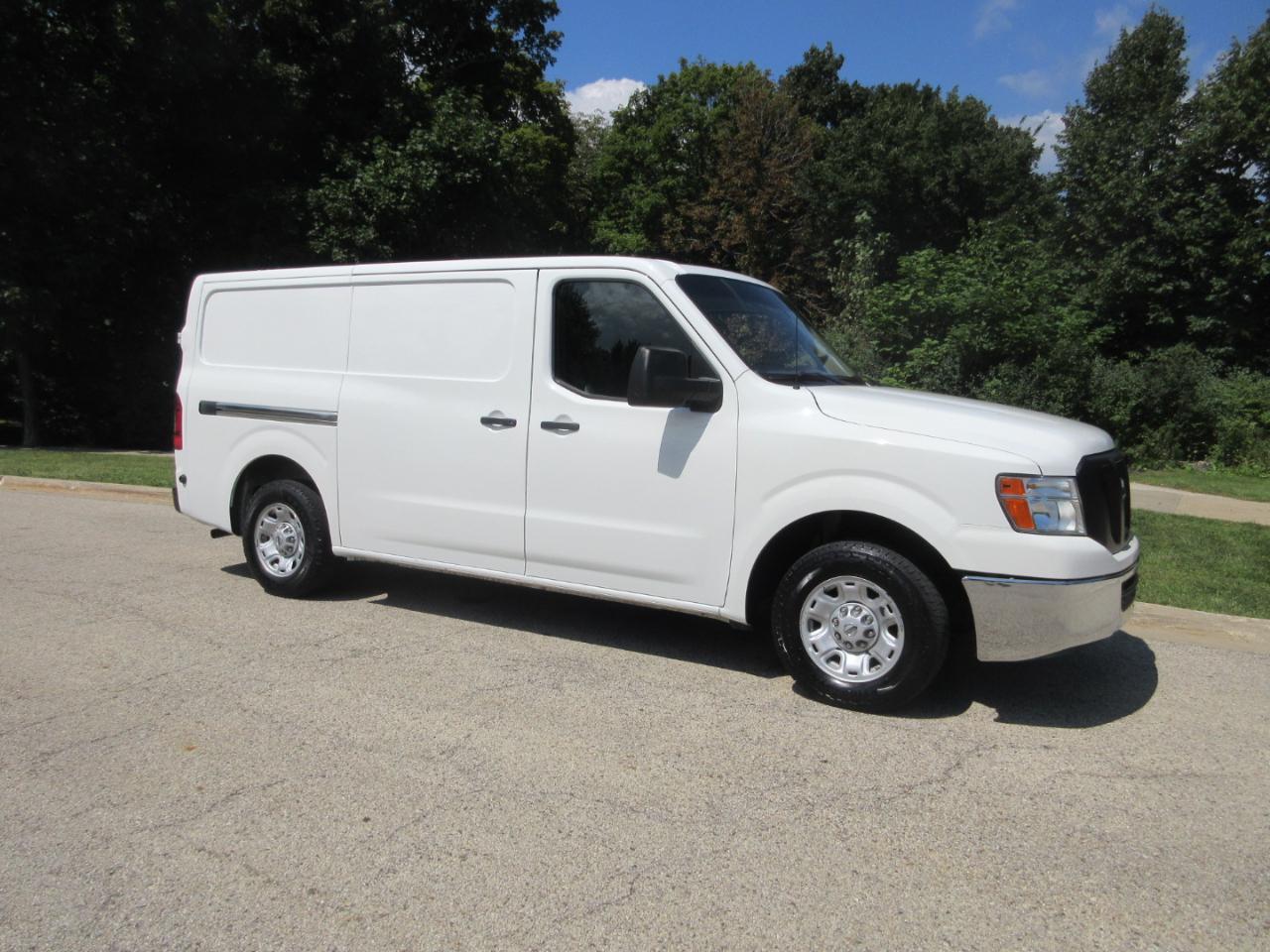 Nissan NV Cargo NV2500 HD Standard Roof V6 SV 2020