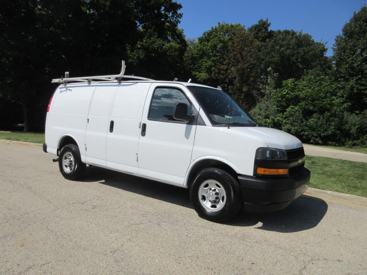 Chevrolet Express Cargo Van RWD 2500 135" 2019