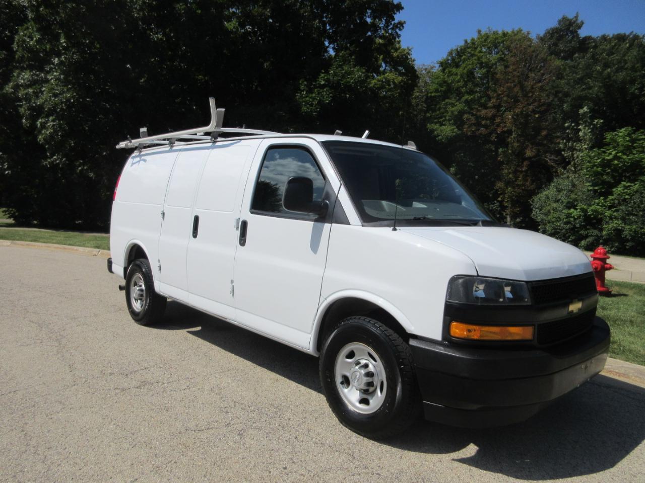 Chevrolet Express Cargo Van RWD 2500 135" 2019