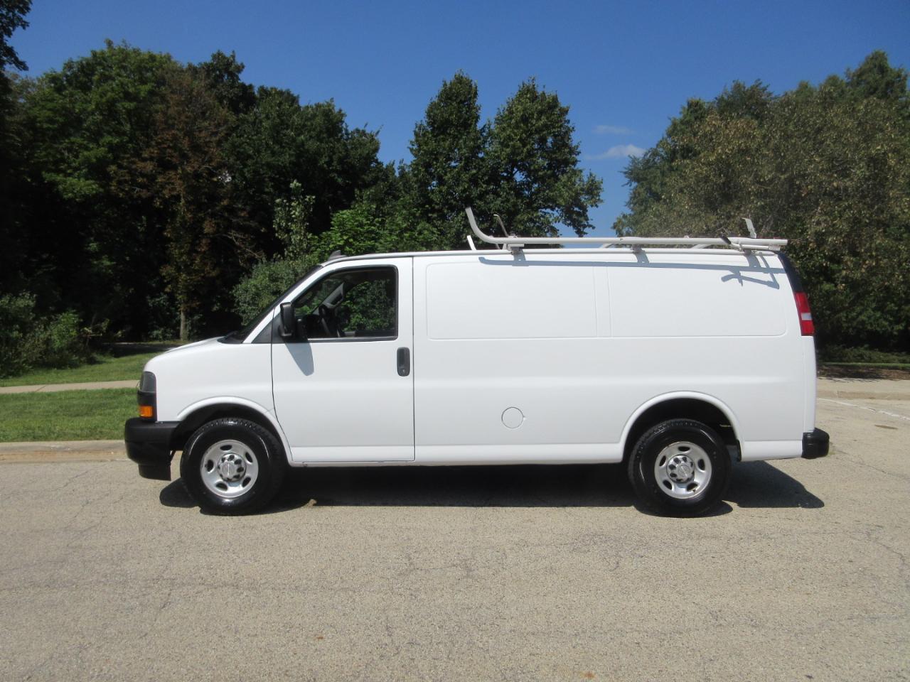 Chevrolet Express Cargo Van RWD 2500 135" 2019