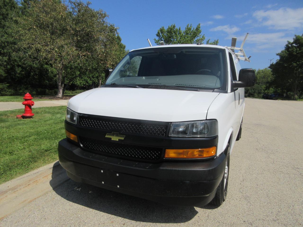 Chevrolet Express Cargo Van RWD 2500 135" 2019