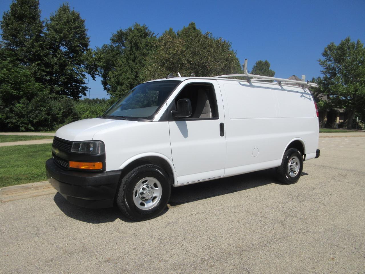 Chevrolet Express Cargo Van RWD 2500 135" 2019