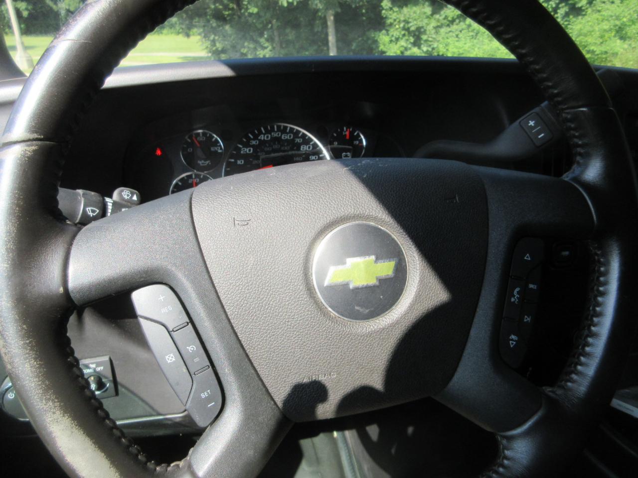 Chevrolet Express Cargo Van RWD 2500 135" 2021