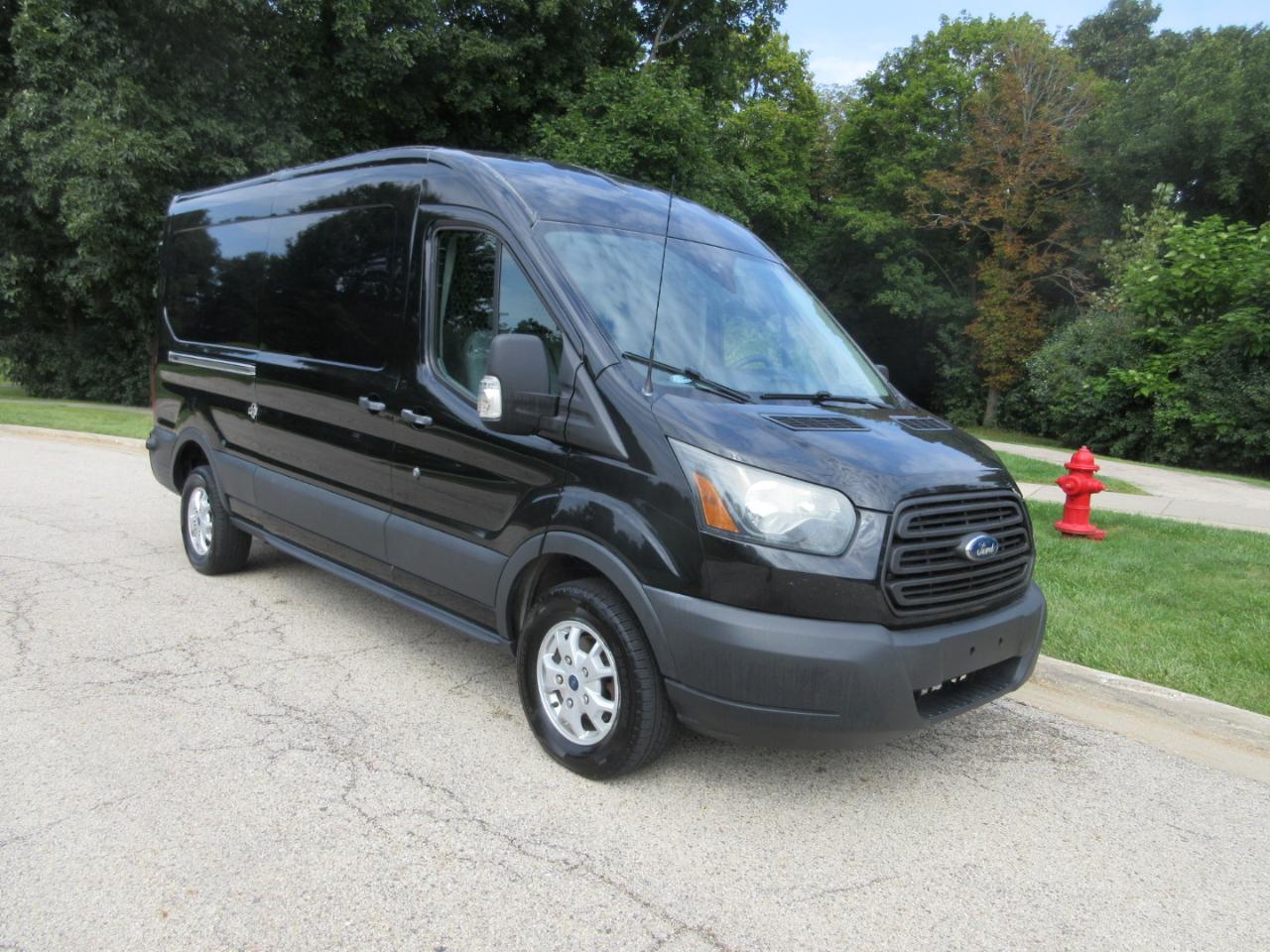 Ford Transit Cargo Van T-250 148" Med Rf 9000 GVWR Sliding RH Dr 2015