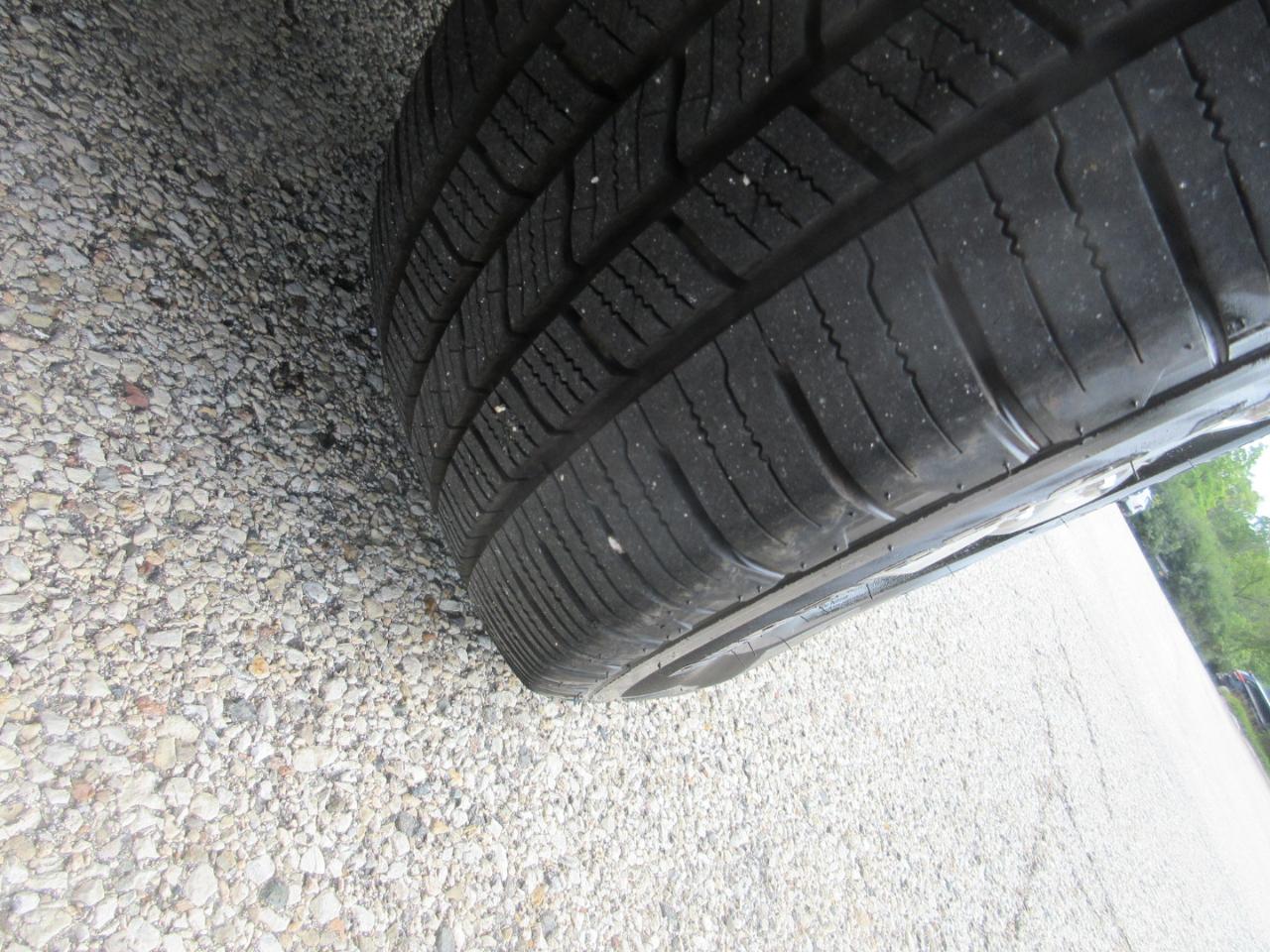 Ford Transit Cargo Van T-250 148" Med Rf 9000 GVWR Sliding RH Dr 2015
