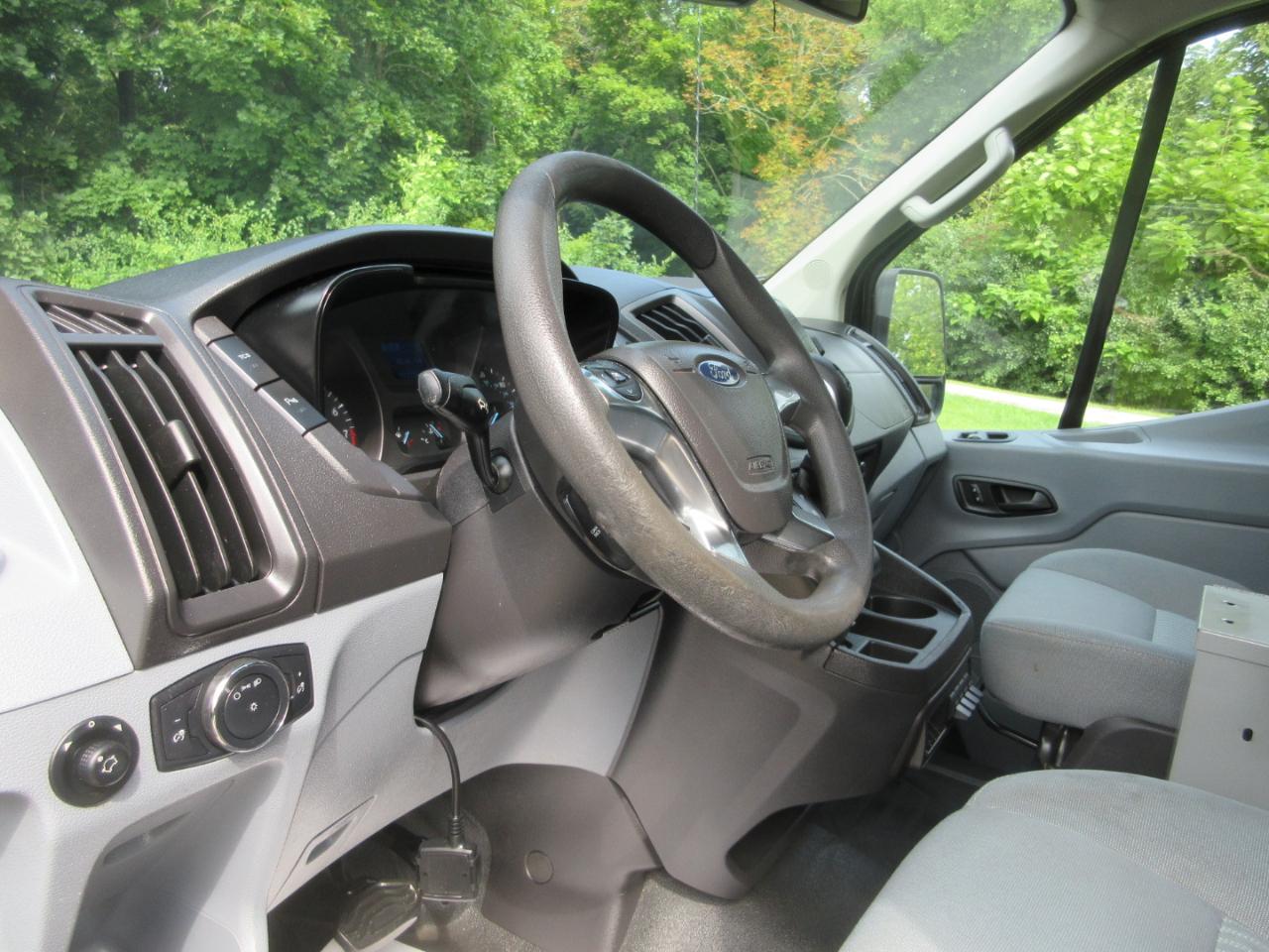 Ford Transit Cargo Van T-250 148" Med Rf 9000 GVWR Sliding RH Dr 2015