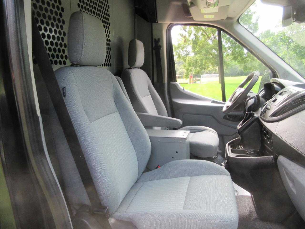 Ford Transit Cargo Van T-250 148" Med Rf 9000 GVWR Sliding RH Dr 2015