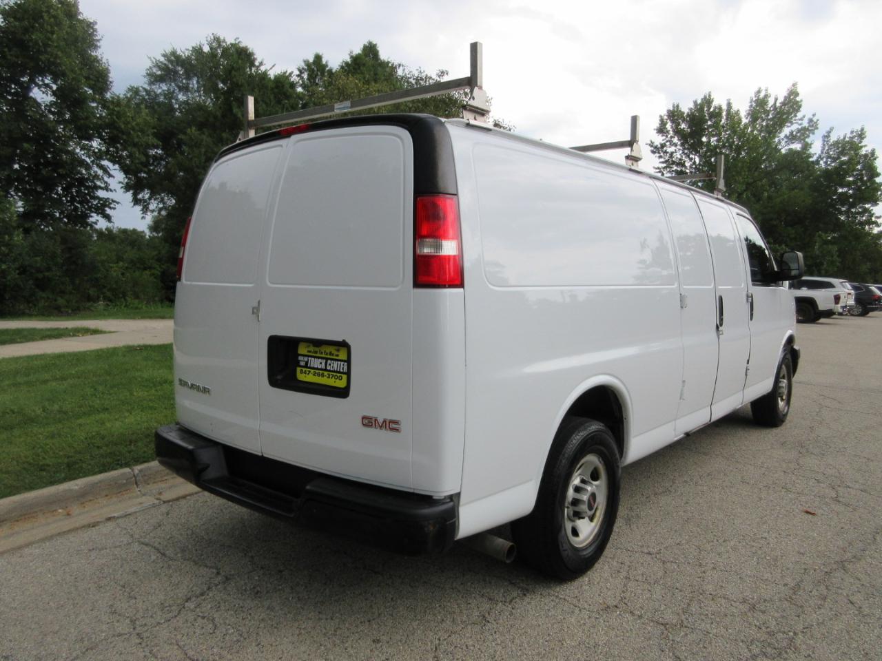 GMC Savana Cargo Van RWD 2500 155" 2018