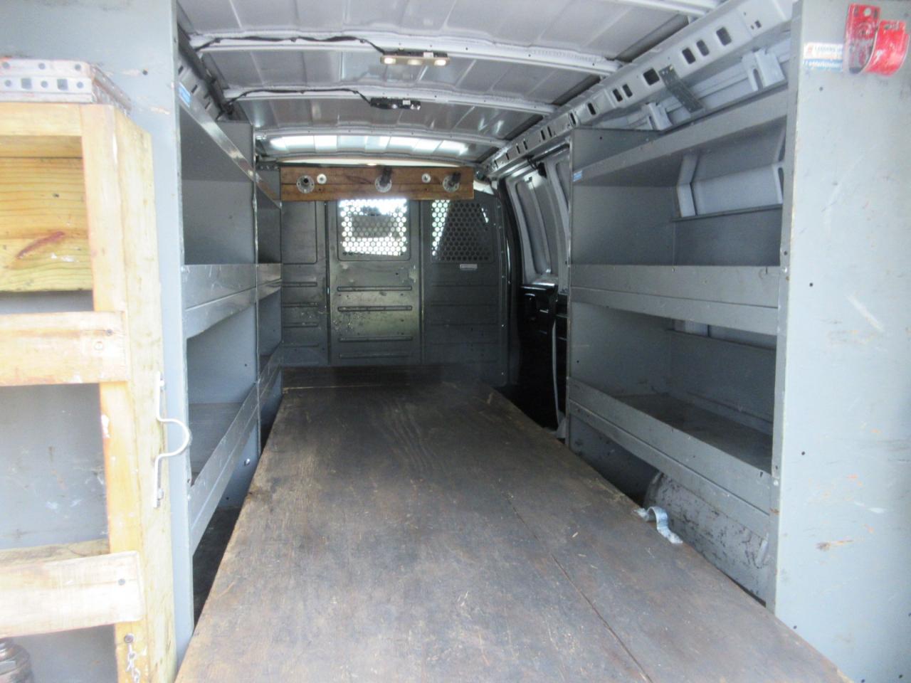 GMC Savana Cargo Van RWD 2500 155" 2018