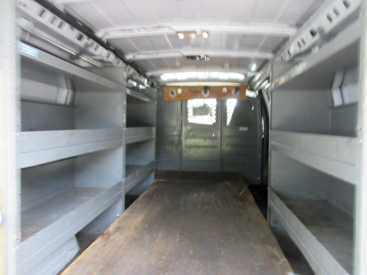 GMC Savana Cargo Van RWD 2500 155" 2018