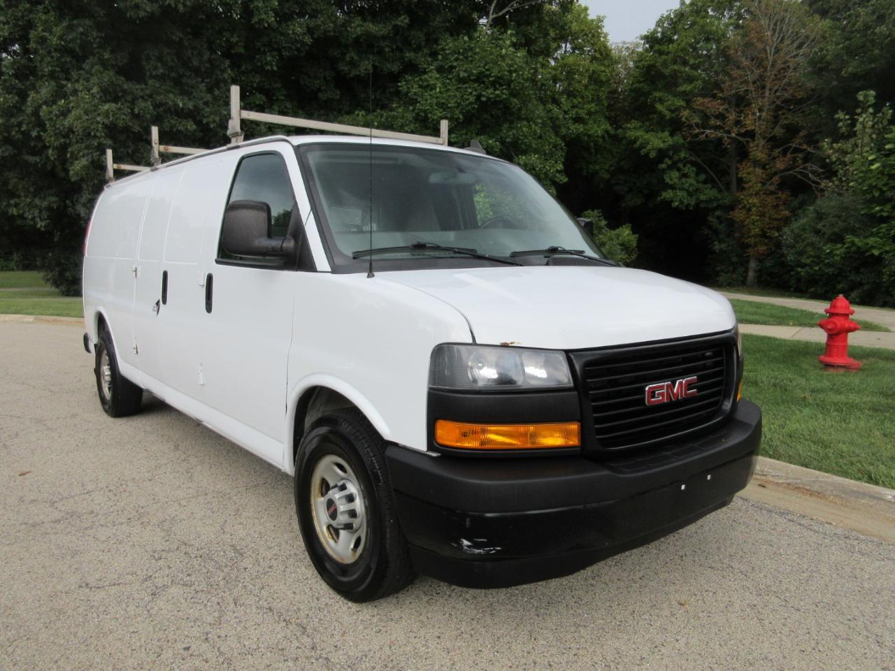 GMC Savana Cargo Van RWD 2500 155" 2018