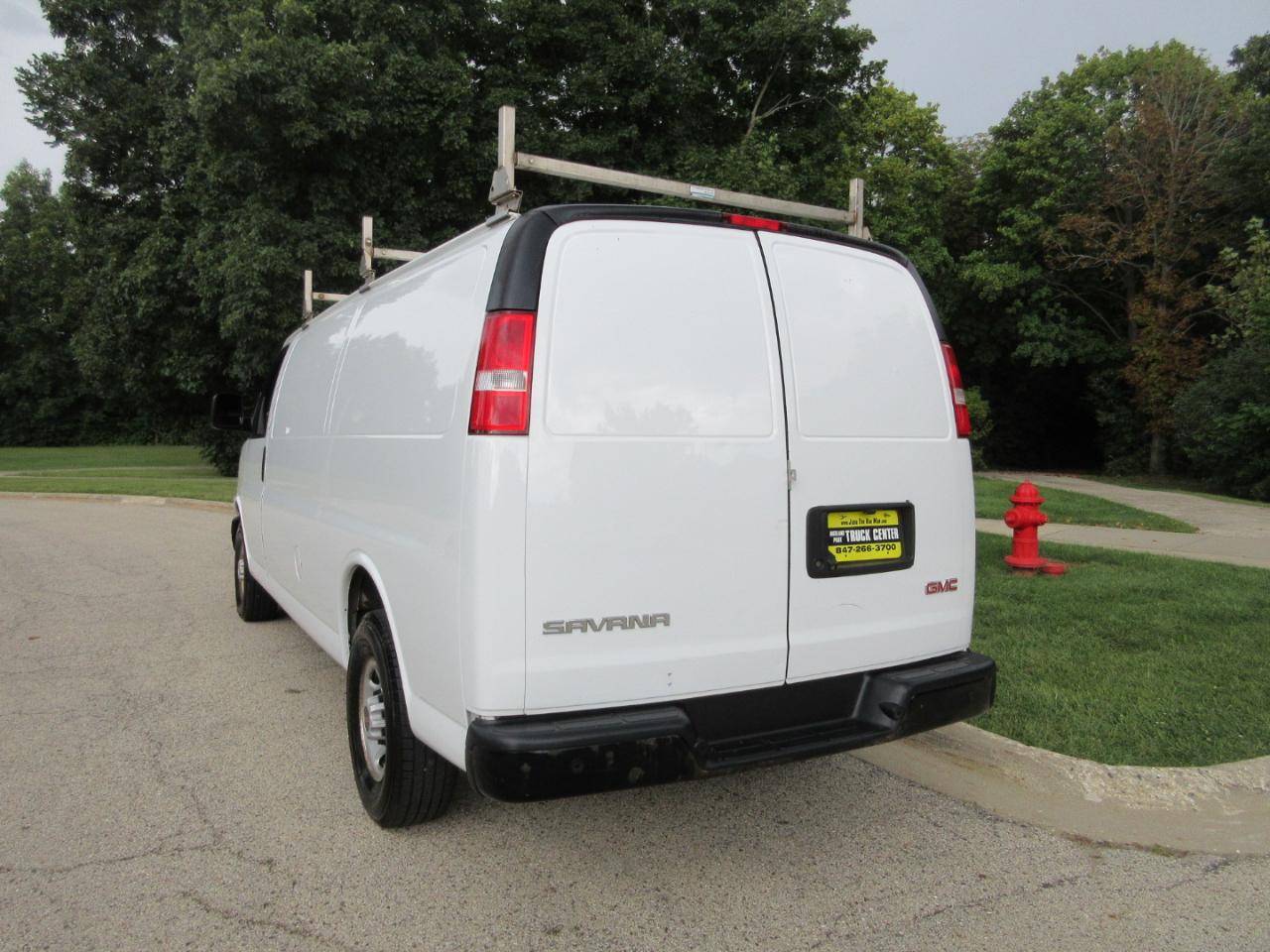GMC Savana Cargo Van RWD 2500 155" 2018