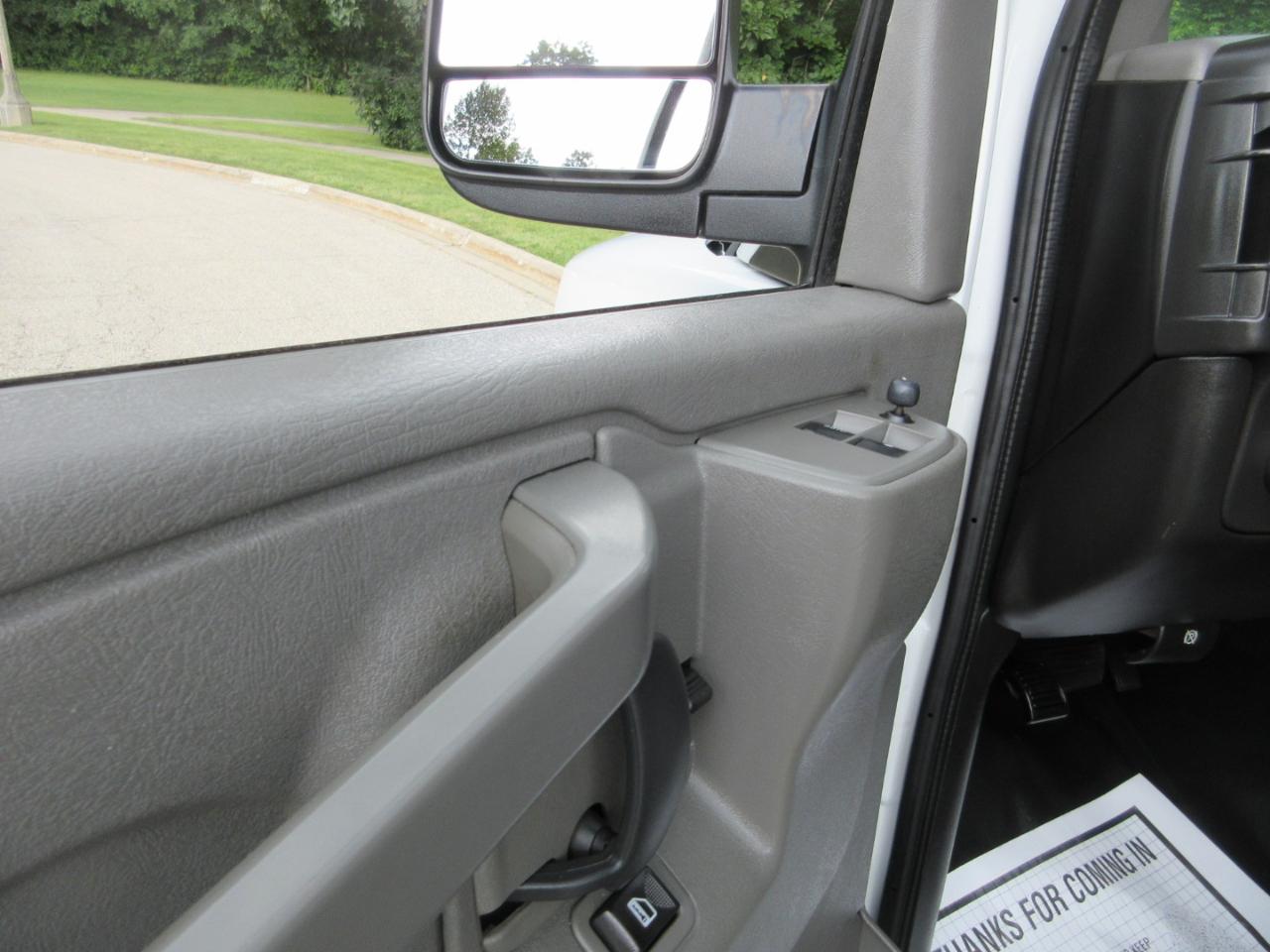 GMC Savana Cargo Van RWD 2500 155" 2018