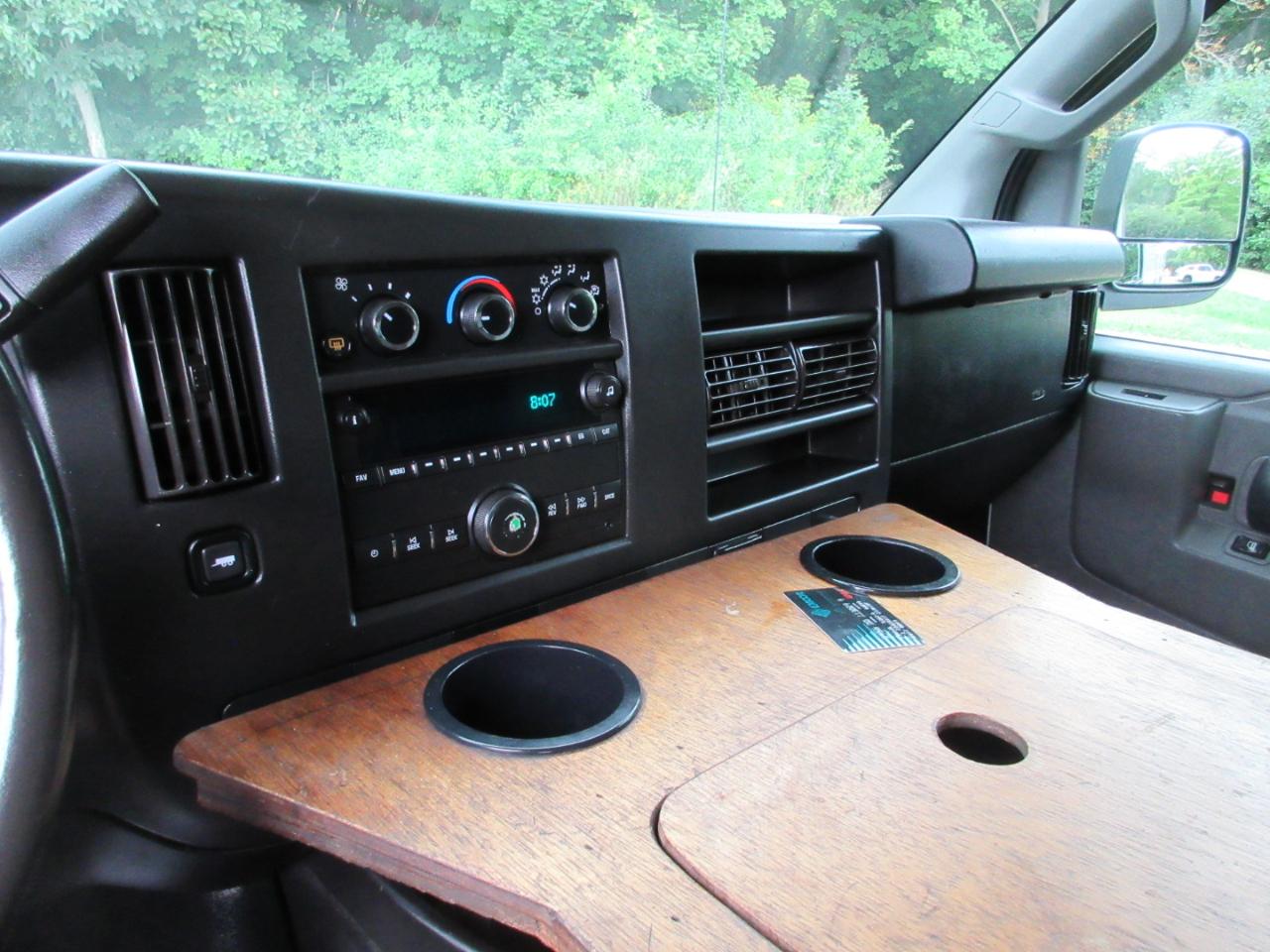 GMC Savana Cargo Van RWD 2500 155" 2018