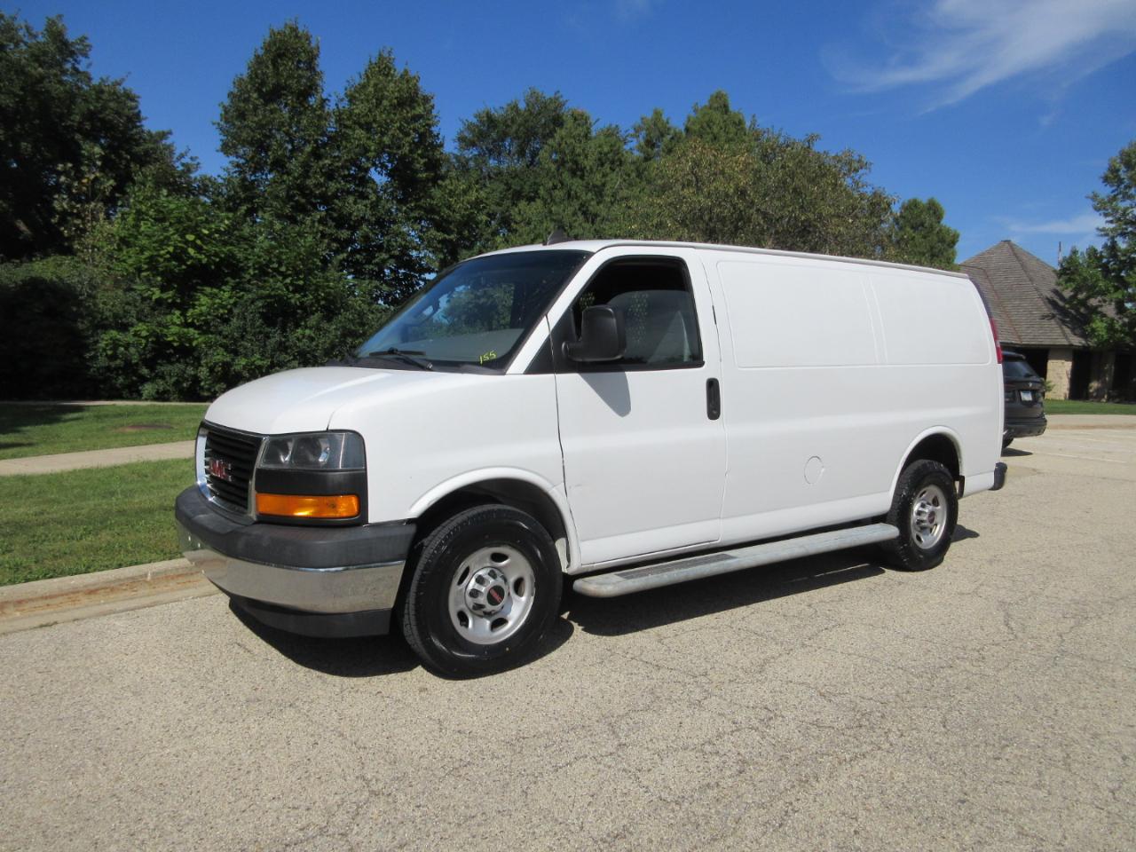 GMC Savana Cargo Van RWD 2500 135" 2020