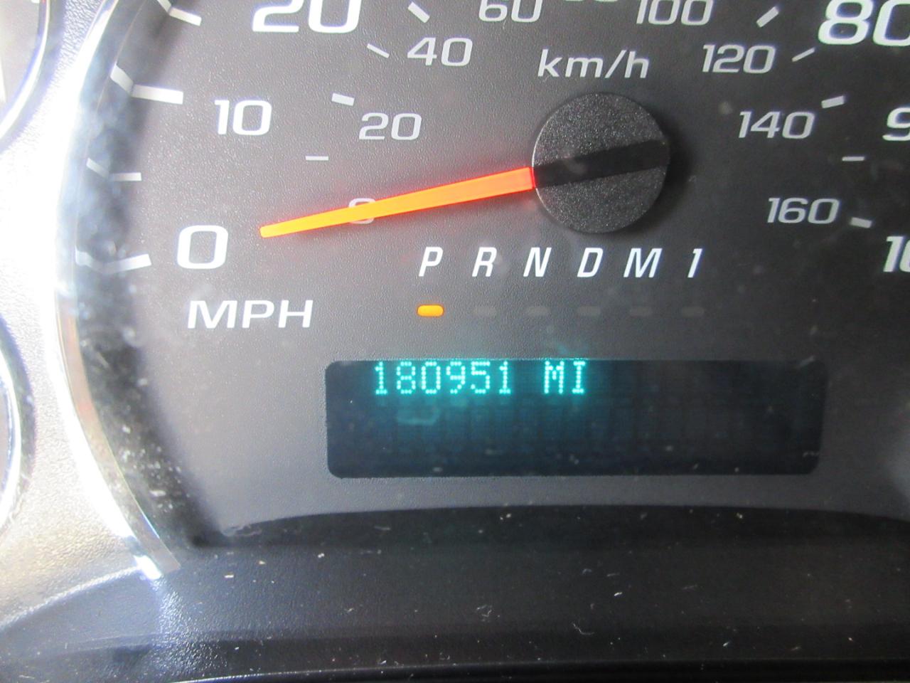 GMC Savana Cargo Van RWD 2500 135" 2020